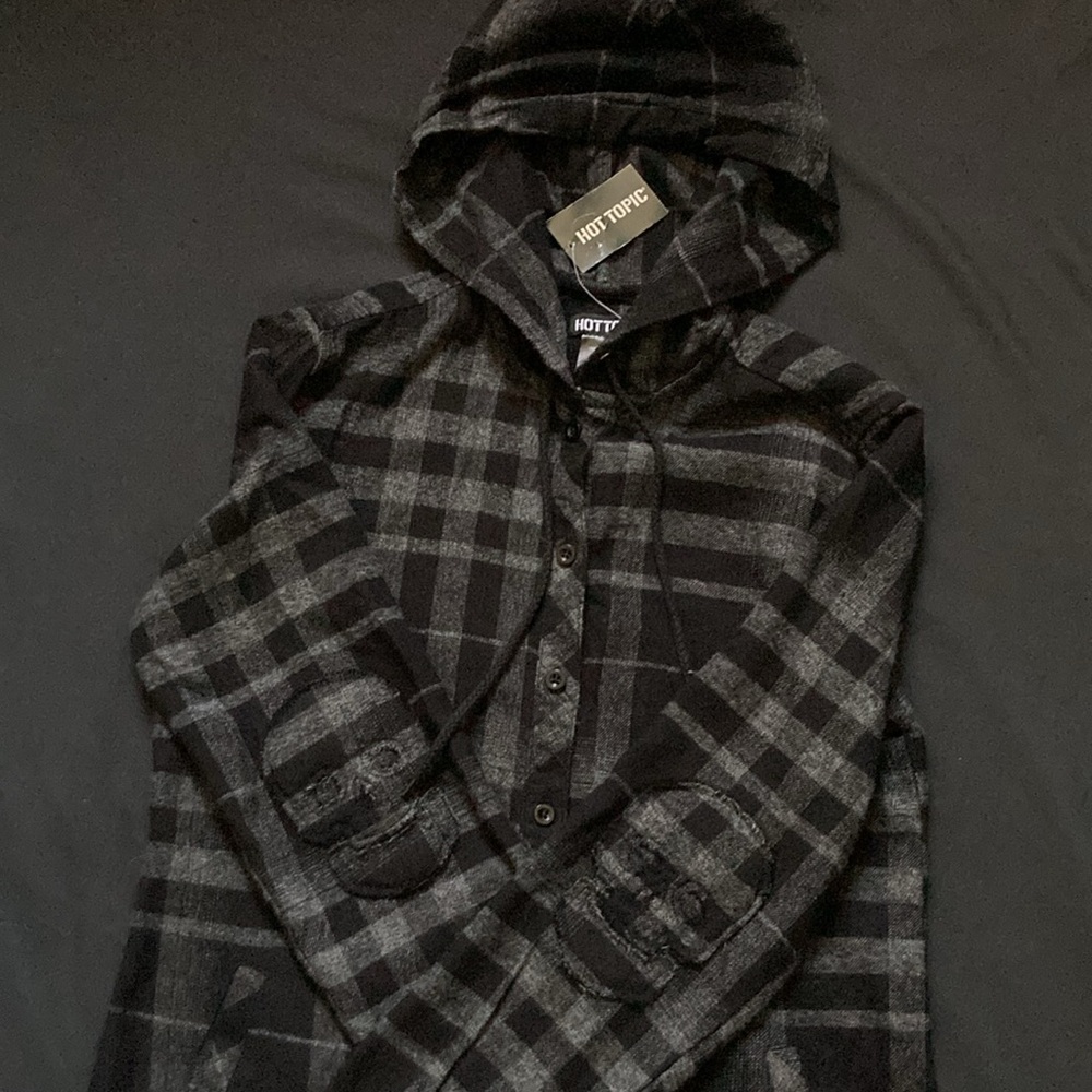 NWT Hot Topic Flannel Skull Elbow Patch Button Up Grey Black Plaid Hood Size XS